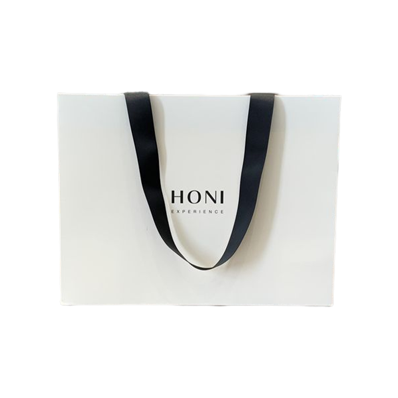 Custom Fashion Lyx presentpåsar Vit papperspåse Shoppingförpackningspåse för kläder